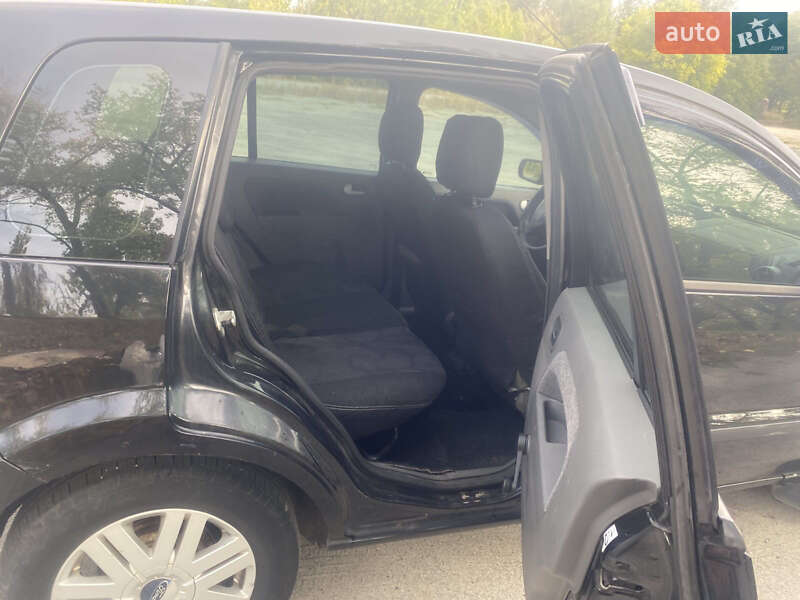 Хэтчбек Ford Fusion 2003 в Днепре