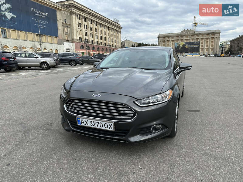Седан Ford Fusion 2015 в Харкові