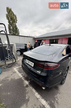 Седан Ford Fusion 2014 в 
