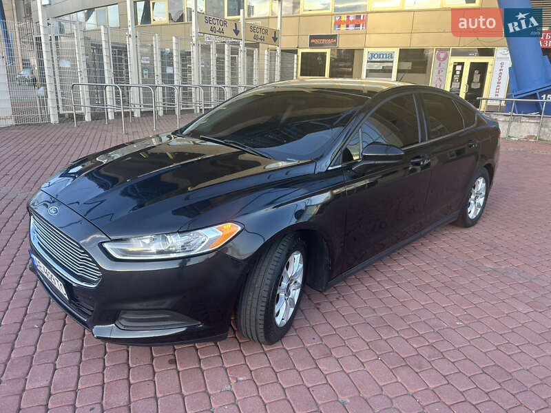 Седан Ford Fusion 2014 в Харкові