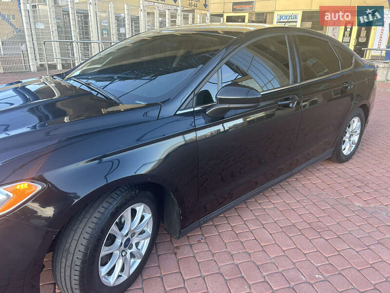 Седан Ford Fusion 2014 в Харкові