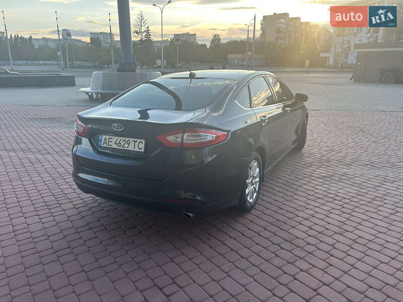 Седан Ford Fusion 2014 в Харкові