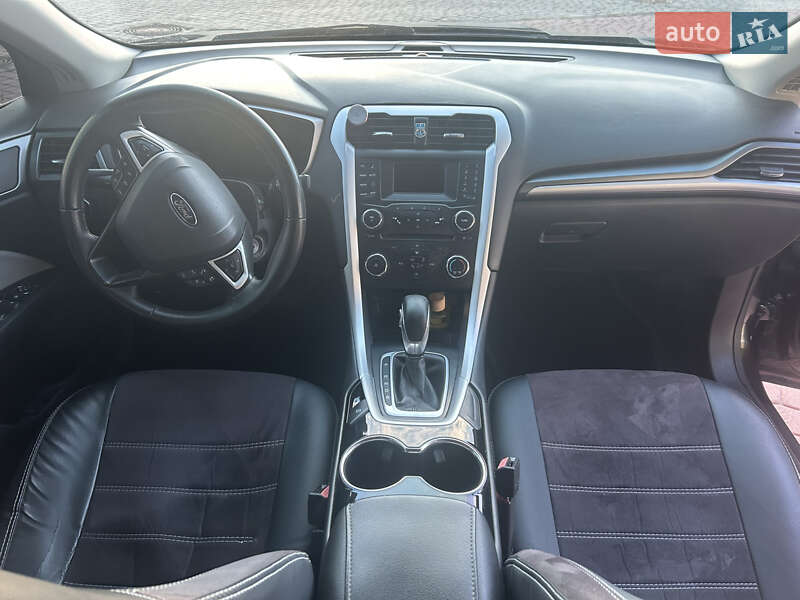 Седан Ford Fusion 2014 в Харкові