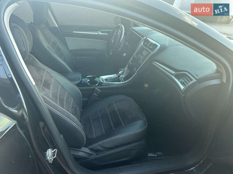 Седан Ford Fusion 2014 в Харкові
