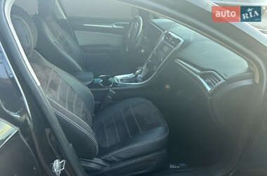 Седан Ford Fusion 2014 в 