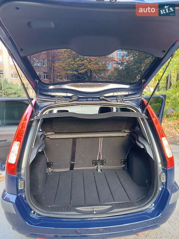Хетчбек Ford Fusion 2009 в Дніпрі