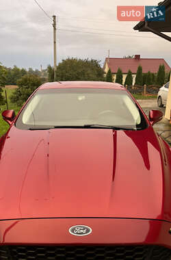 Седан Ford Fusion 2013 в 