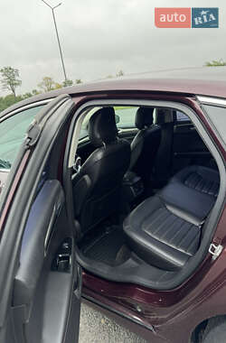 Седан Ford Fusion 2012 в 
