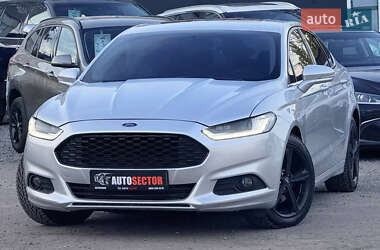 Седан Ford Fusion 2016 в 