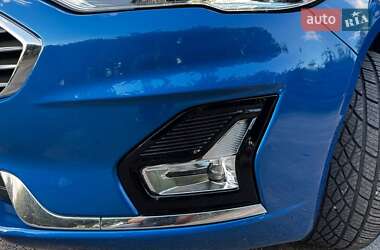 Седан Ford Fusion 2018 в 