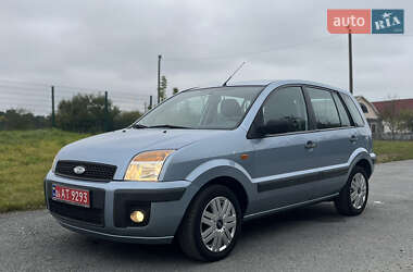 Хетчбек Ford Fusion 2006 в Звягелі