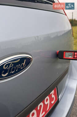 Хэтчбек Ford Fusion 2006 в 