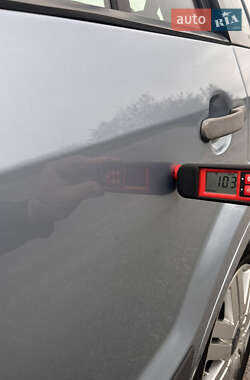 Хэтчбек Ford Fusion 2006 в 