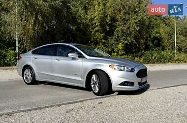 Седан Ford Fusion 2014 в Дніпрі