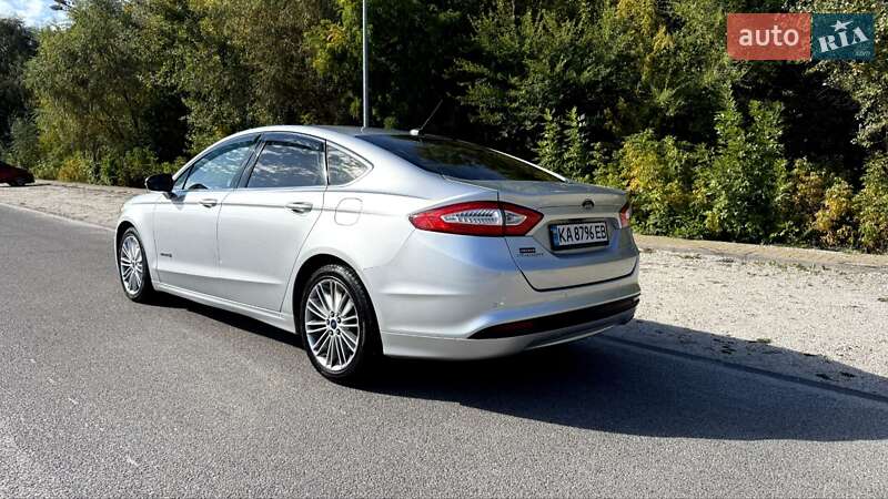 Седан Ford Fusion 2014 в Днепре