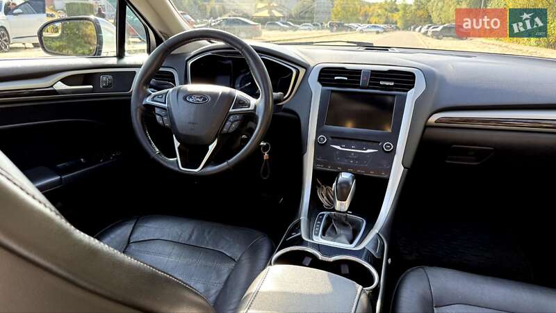 Седан Ford Fusion 2014 в Днепре