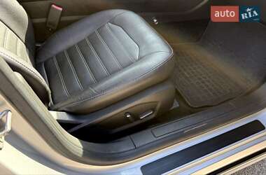 Седан Ford Fusion 2014 в 