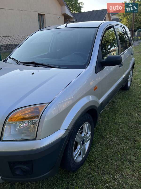 Хэтчбек Ford Fusion 2007 в Ивано-Франковске фото 24 Хэтчбек Ford Fusion 2007 в Ивано-Франковске