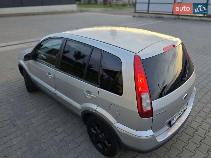 Хэтчбек Ford Fusion 2008 в Луцке