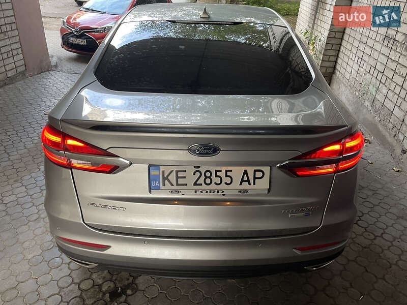 Седан Ford Fusion 2019 в Днепре
