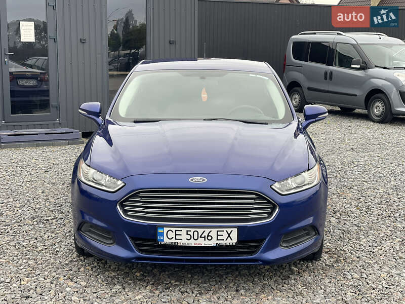 Седан Ford Fusion 2015 в Чернівцях