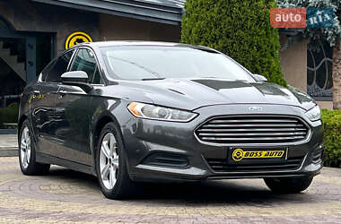 Седан Ford Fusion 2015 в Івано-Франківську