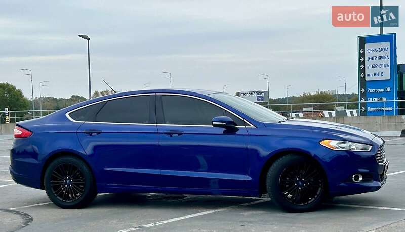 Седан Ford Fusion 2016 в Києві