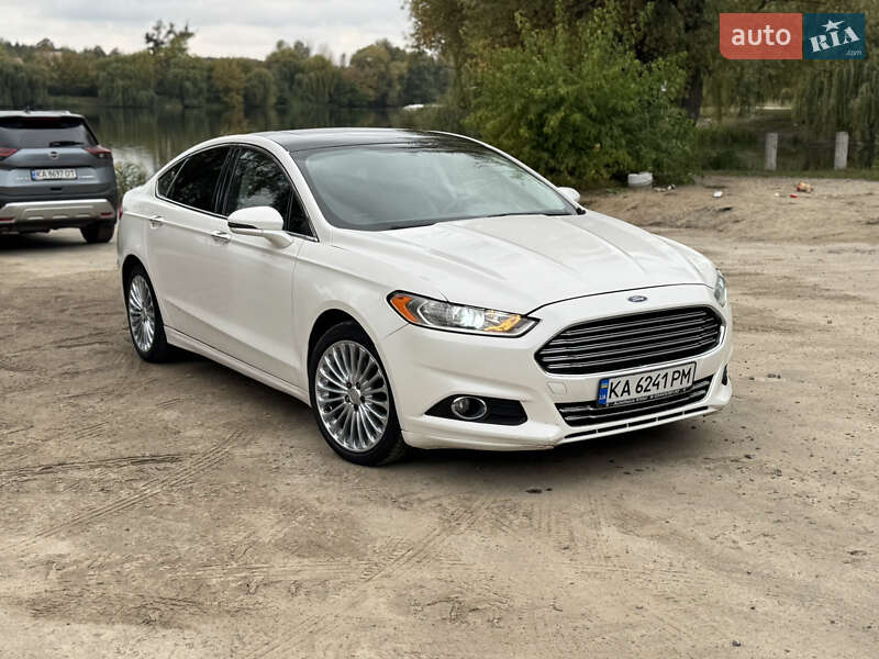 Седан Ford Fusion 2014 в 