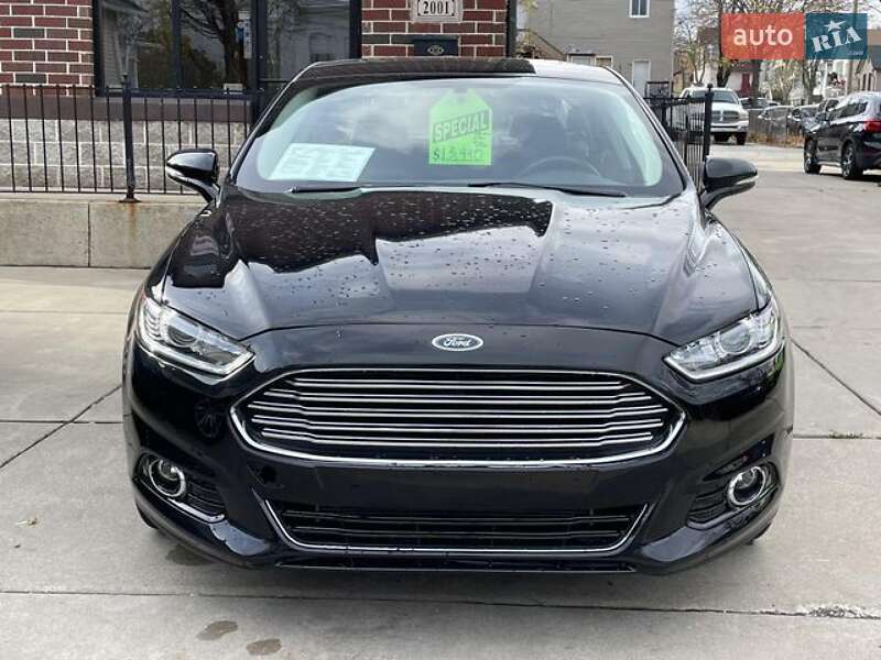 Седан Ford Fusion 2016 в Тернополі