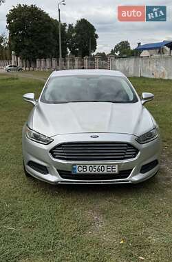 Седан Ford Fusion 2015 в 