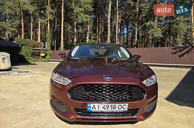 Седан Ford Fusion 2016 в 