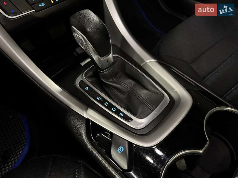 Седан Ford Fusion 2016 в Києві фото 26 Седан Ford Fusion 2016 в Києві
