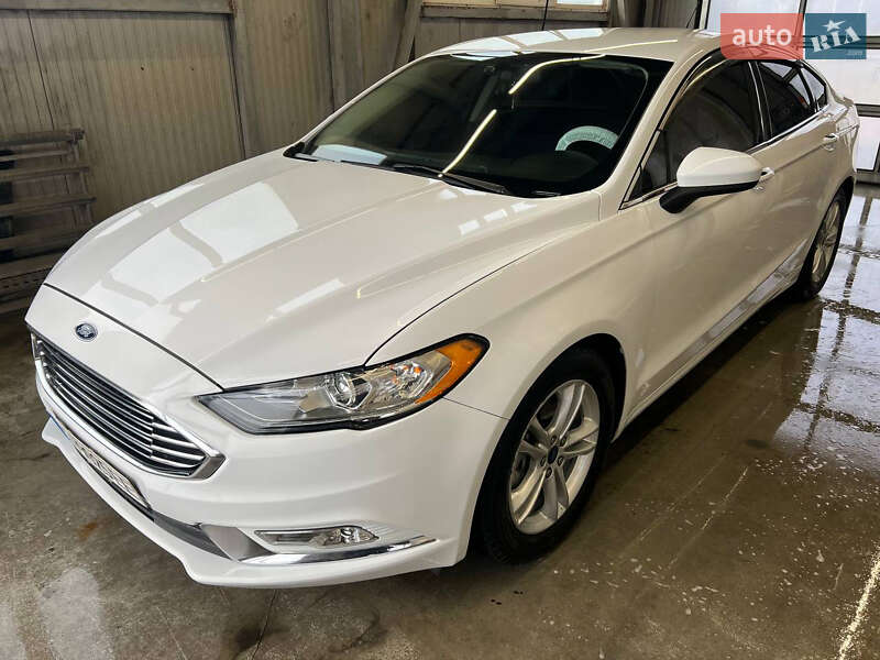 Седан Ford Fusion 2018 в Києві