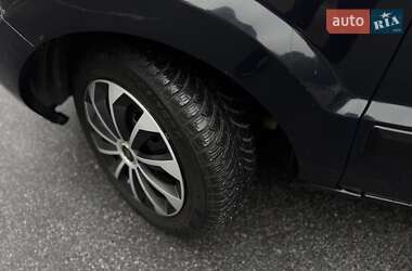 Хэтчбек Ford Fusion 2006 в 