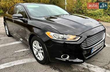 Седан Ford Fusion 2015 в 