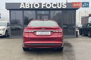 Седан Ford Fusion 2016 в 