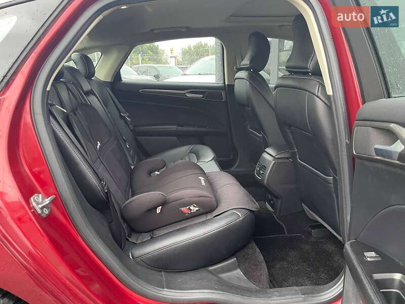 Седан Ford Fusion 2016 в Киеве фото 11 Седан Ford Fusion 2016 в Киеве