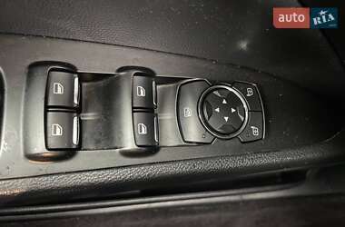 Седан Ford Fusion 2016 в 