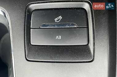 Седан Ford Fusion 2016 в 