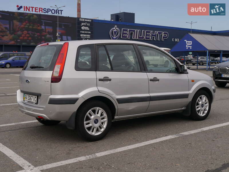 Хетчбек Ford Fusion 2008 в Києві
