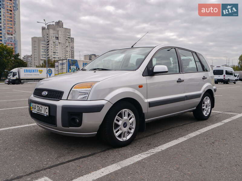 Хетчбек Ford Fusion 2008 в Києві