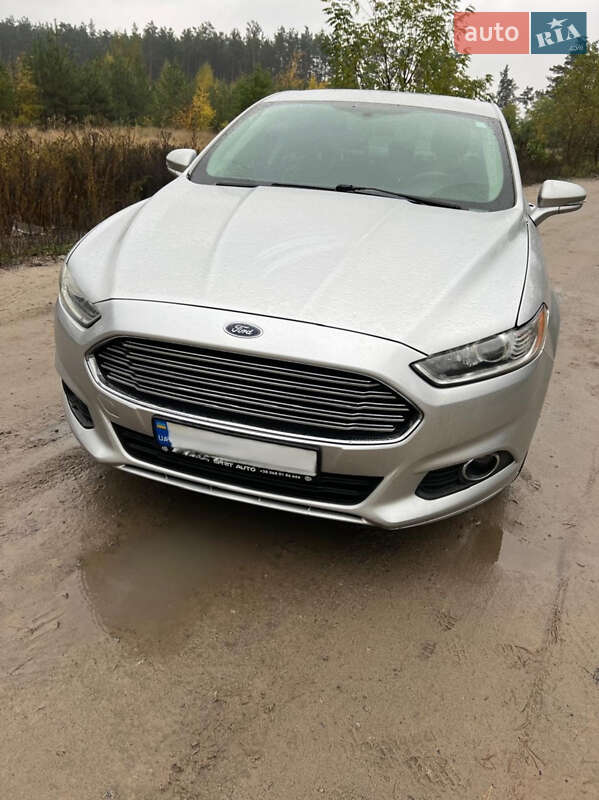 Седан Ford Fusion 2015 в Ирпене