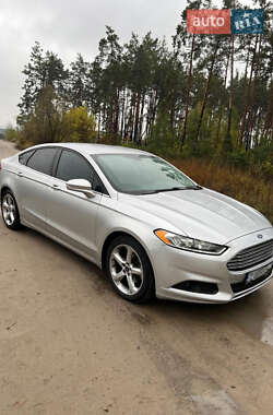 Седан Ford Fusion 2015 в Ірпені