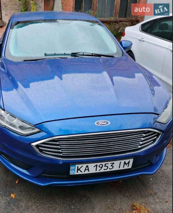 Седан Ford Fusion 2018 в 