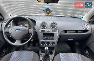 Хэтчбек Ford Fusion 2007 в 