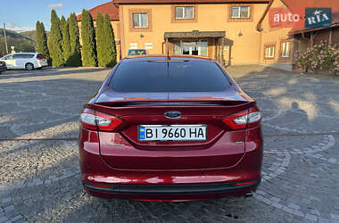 Седан Ford Fusion 2014 в 