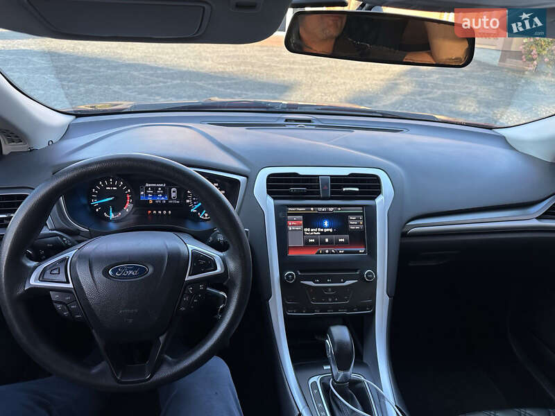 Седан Ford Fusion 2014 в Полтаве