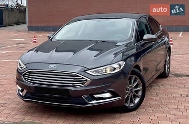 Седан Ford Fusion 2017 в 