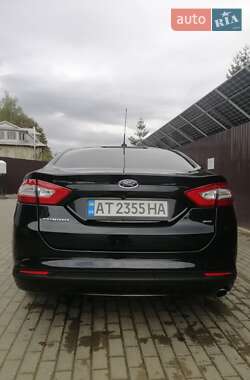 Седан Ford Fusion 2014 в 