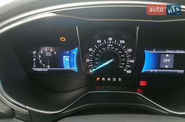 Седан Ford Fusion 2014 в 